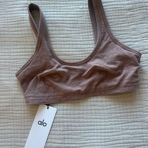 ALO YOGA Alosoft pink quartz Center Stage Bra